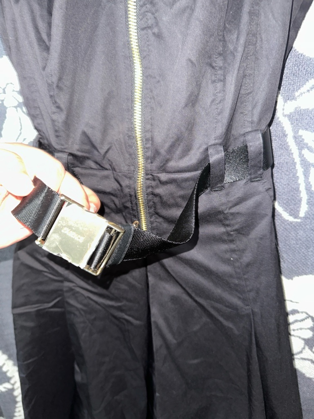 L'AGENCE Black Sleeveless Zip-Front Midi Dress - Picture 5 of 6